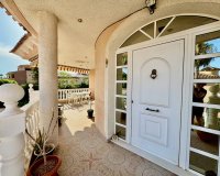 Resale - Villa - Benferri