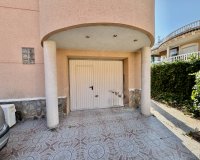 Resale - Villa - Benferri