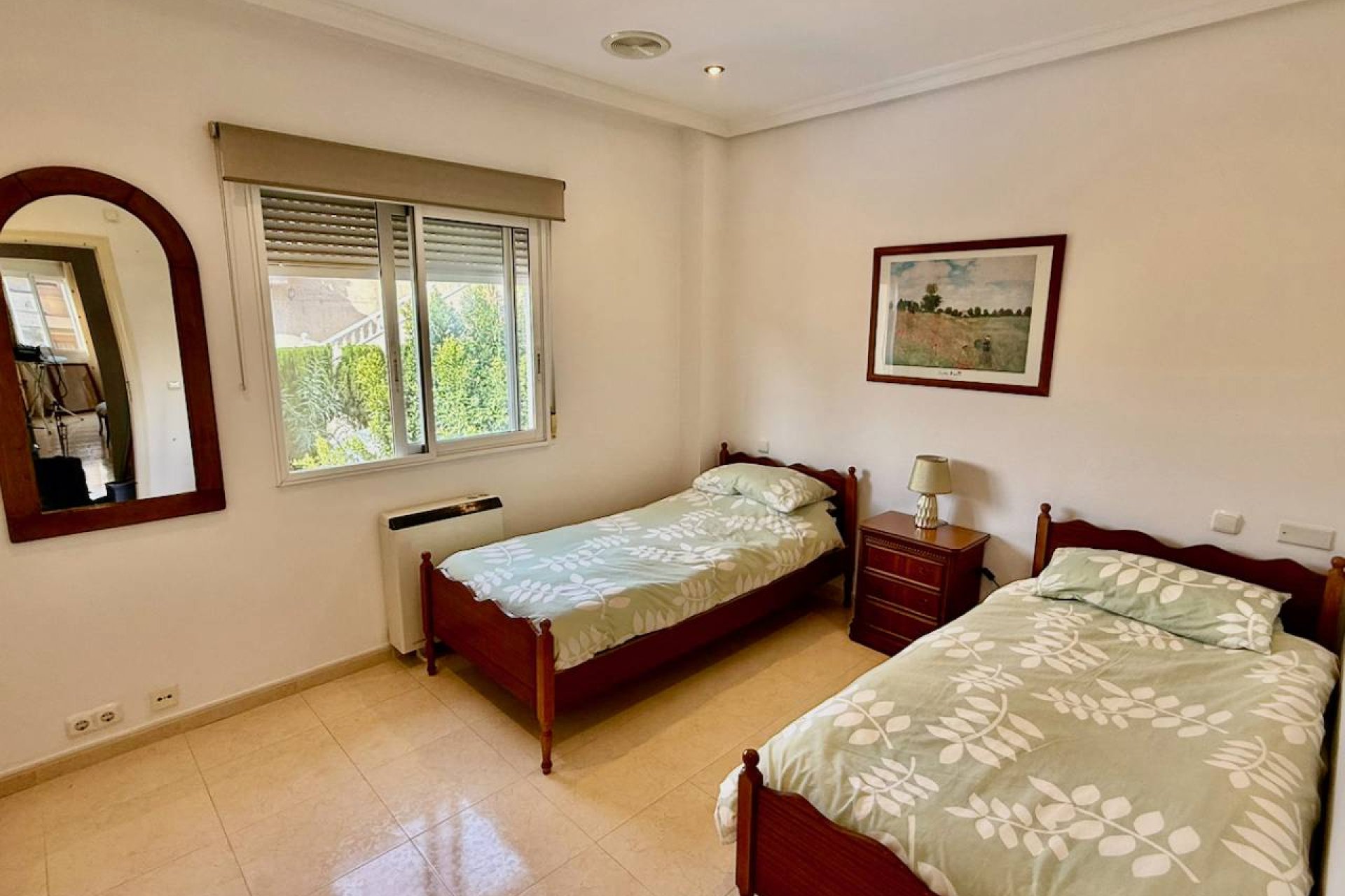 Resale - Villa - Benferri