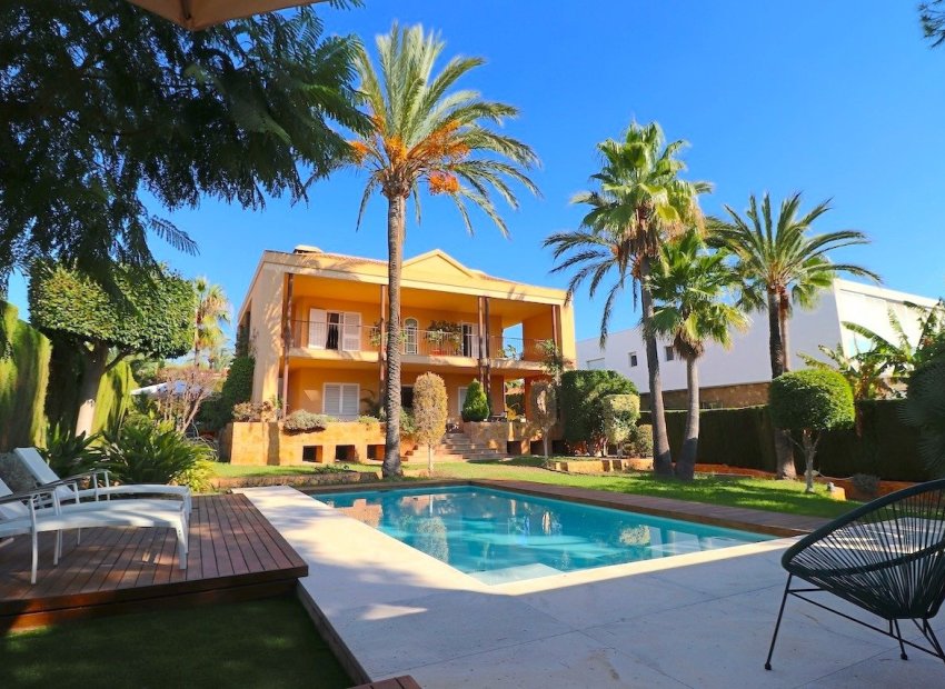 Resale - Villa - Benidorm - Coblanca