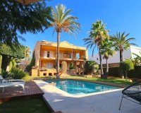 Resale - Villa - Benidorm - Urbanizaciones