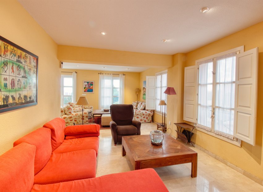 Resale - Villa - Benidorm - Zona de Poniente