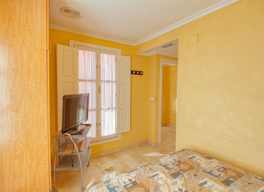 Resale - Villa - Benidorm - Zona de Poniente