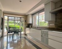 Resale - Villa - Benidorm