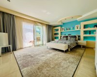 Resale - Villa - Benidorm