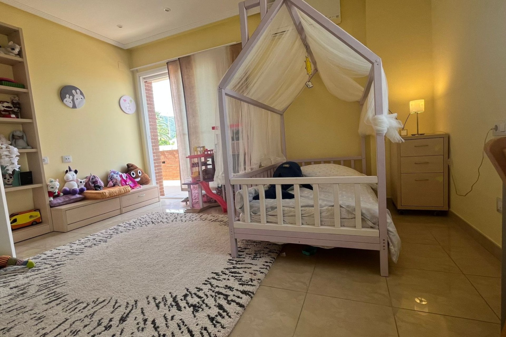 Resale - Villa - Benidorm