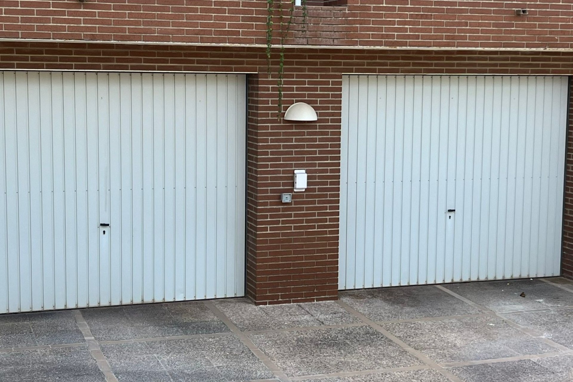 Resale - Villa - Benidorm