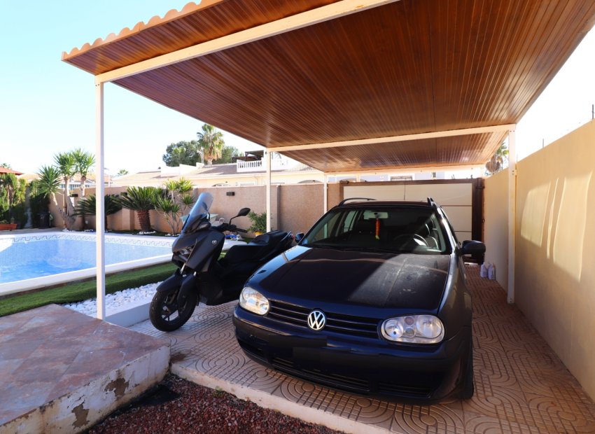 Resale - Villa - Benijofar - Monte Azul