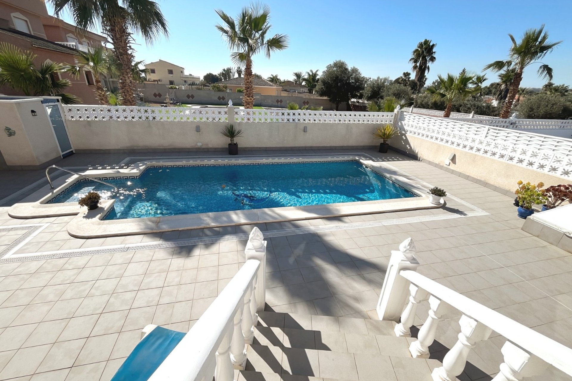 Resale - Villa - Benijofar - Monte Azul