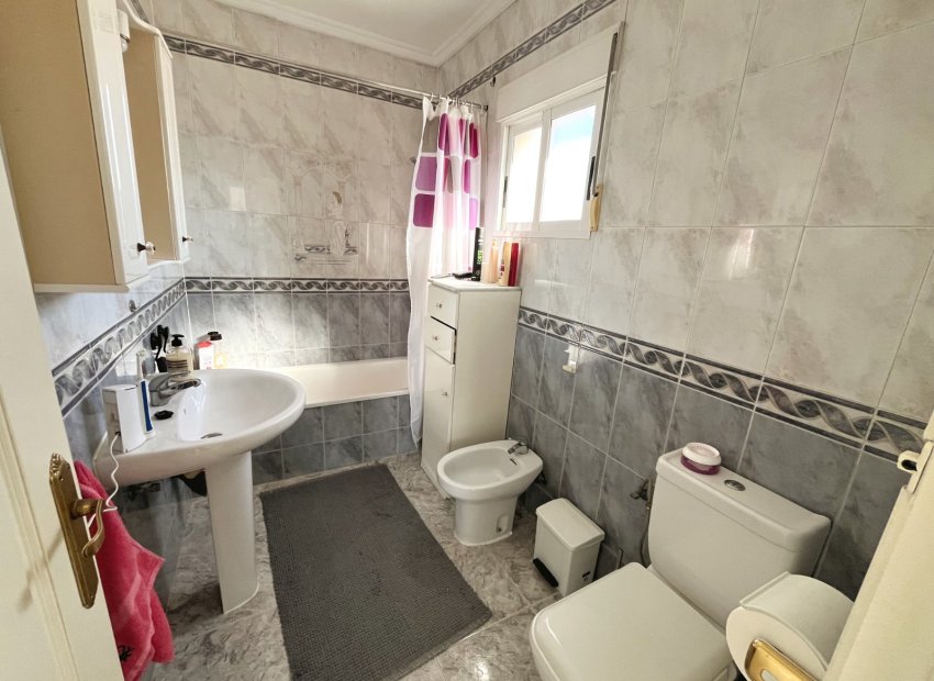 Resale - Villa - Benijofar - Monte Azul