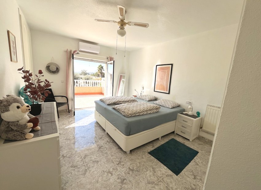 Resale - Villa - Benijofar - Monte Azul