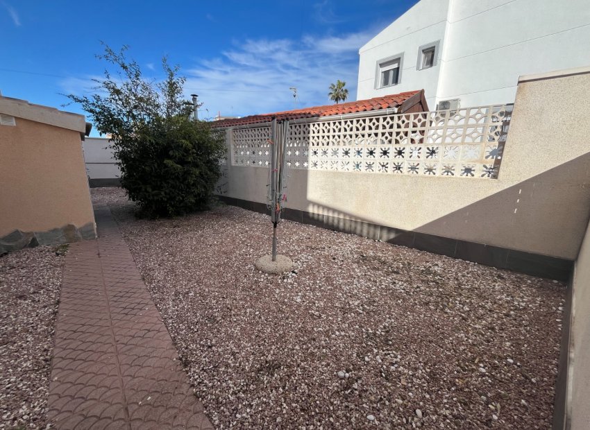 Resale - Villa - Benijofar - Monte Azul