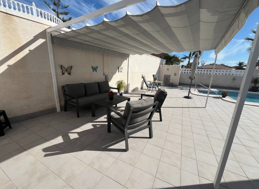 Resale - Villa - Benijofar - Monte Azul