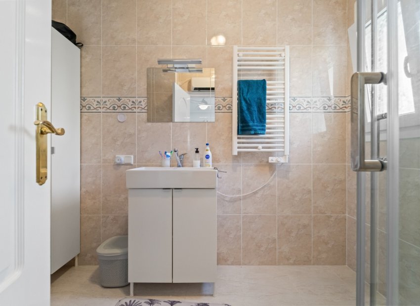 Resale - Villa - Benijofar - Monte Azul