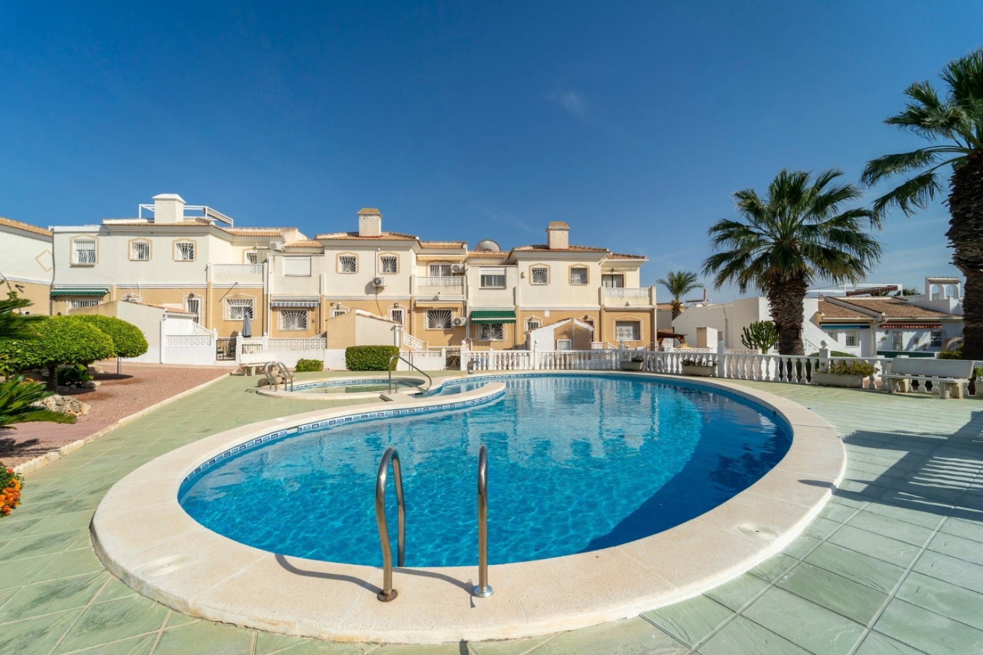 Resale - Villa - Benijofar - Monte Azul
