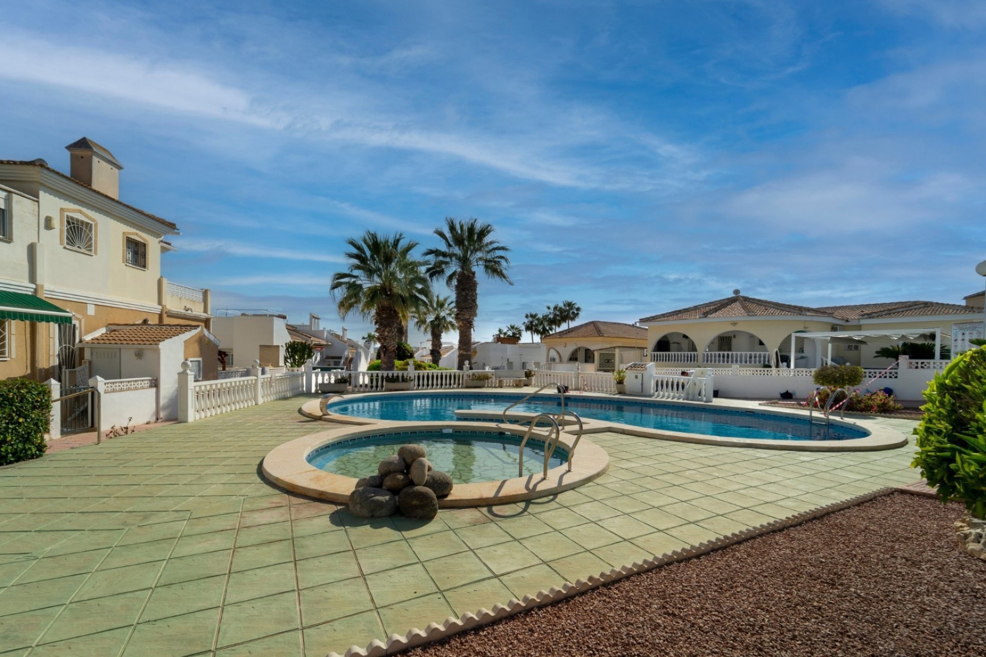 Resale - Villa - Benijofar - Monte Azul