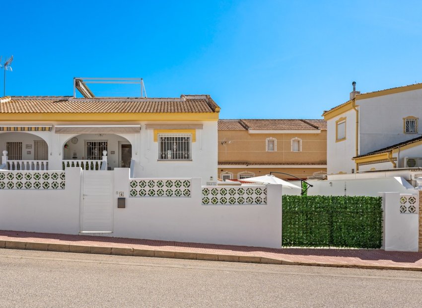 Resale - Villa - Benijofar - Monte Azul