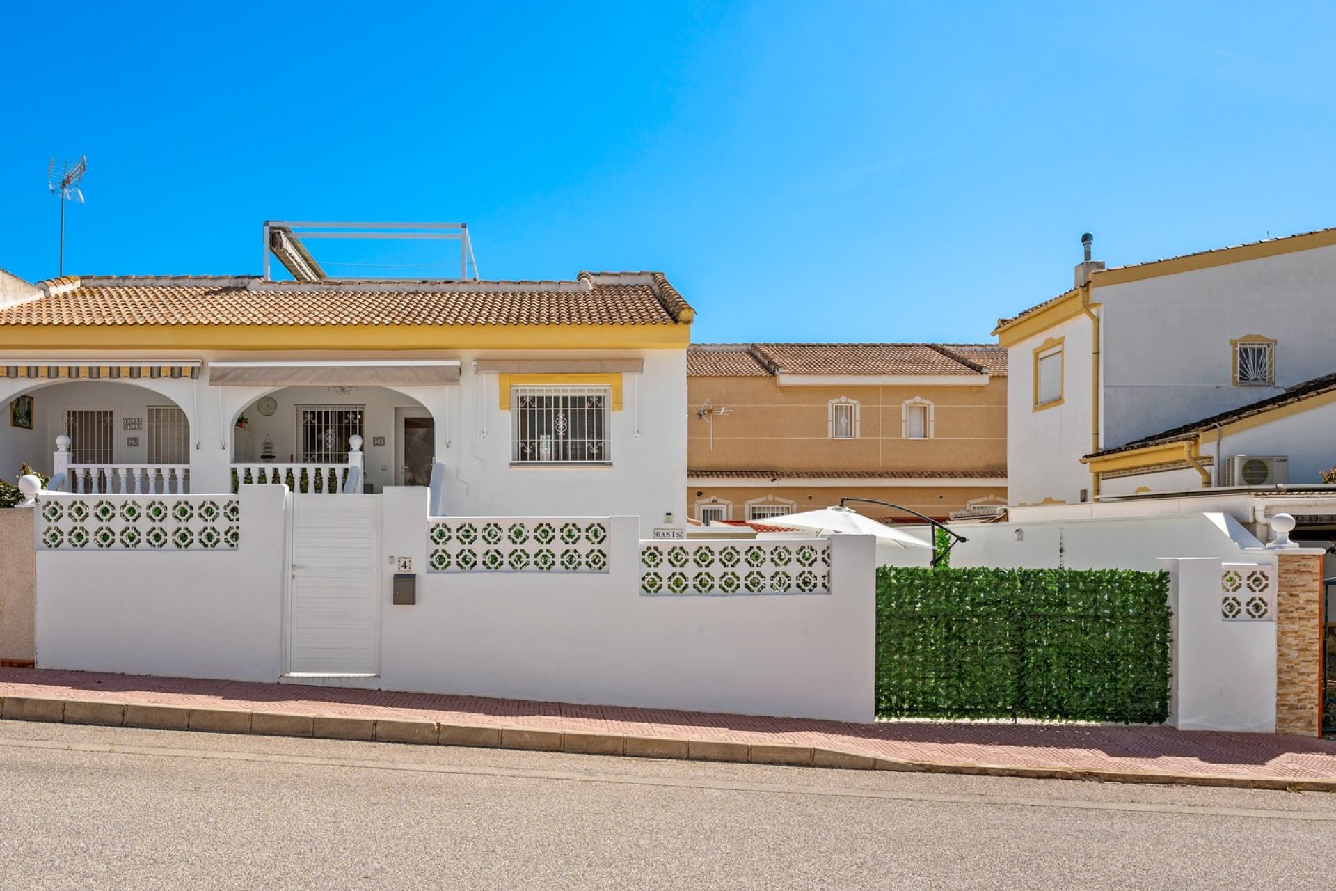 Resale - Villa - Benijofar - Monte Azul