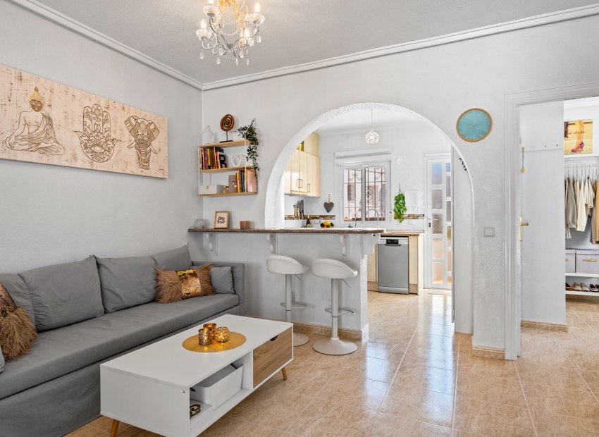 Resale - Villa - Benijofar - Monte Azul