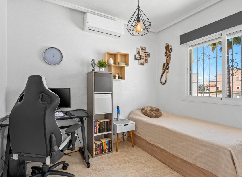 Resale - Villa - Benijofar - Monte Azul