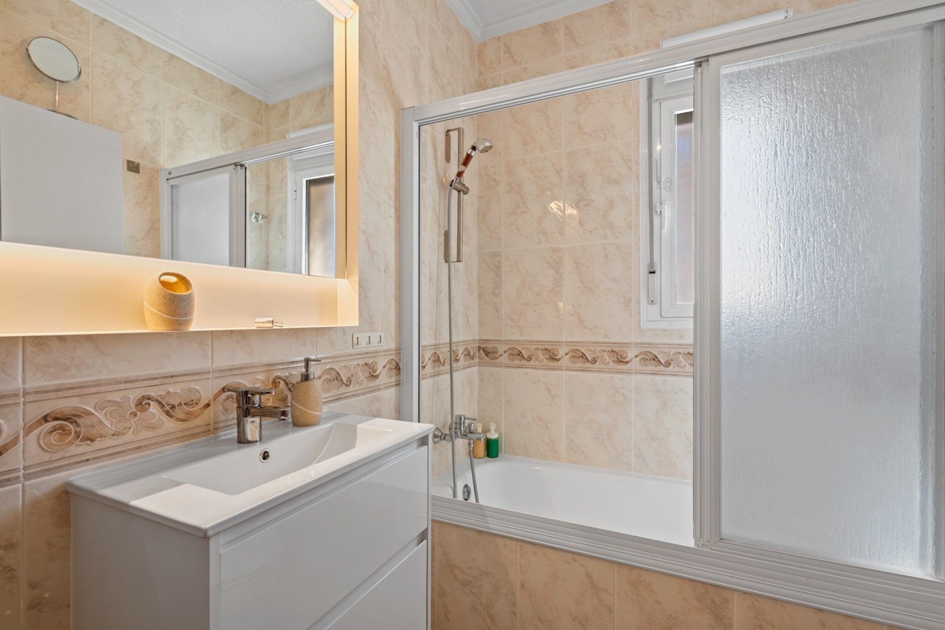 Resale - Villa - Benijofar - Monte Azul