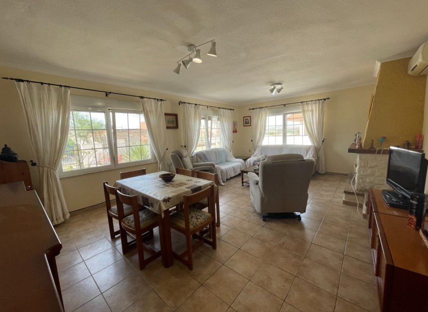 Resale - Villa - Benijofar - Pueblo