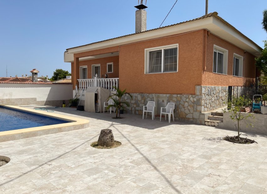 Resale - Villa - Benijofar - Pueblo