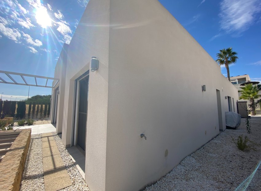 Resale - Villa - Benijofar