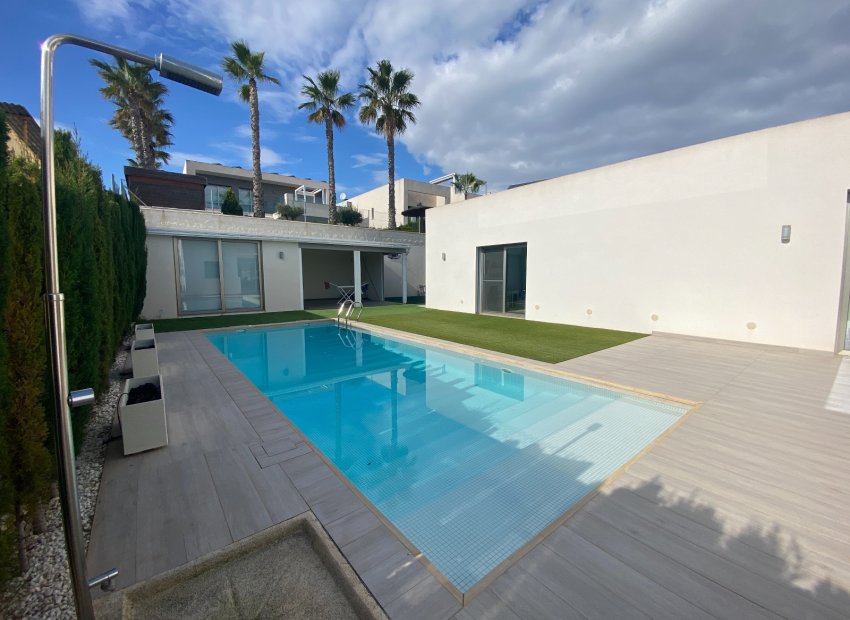 Resale - Villa - Benijofar