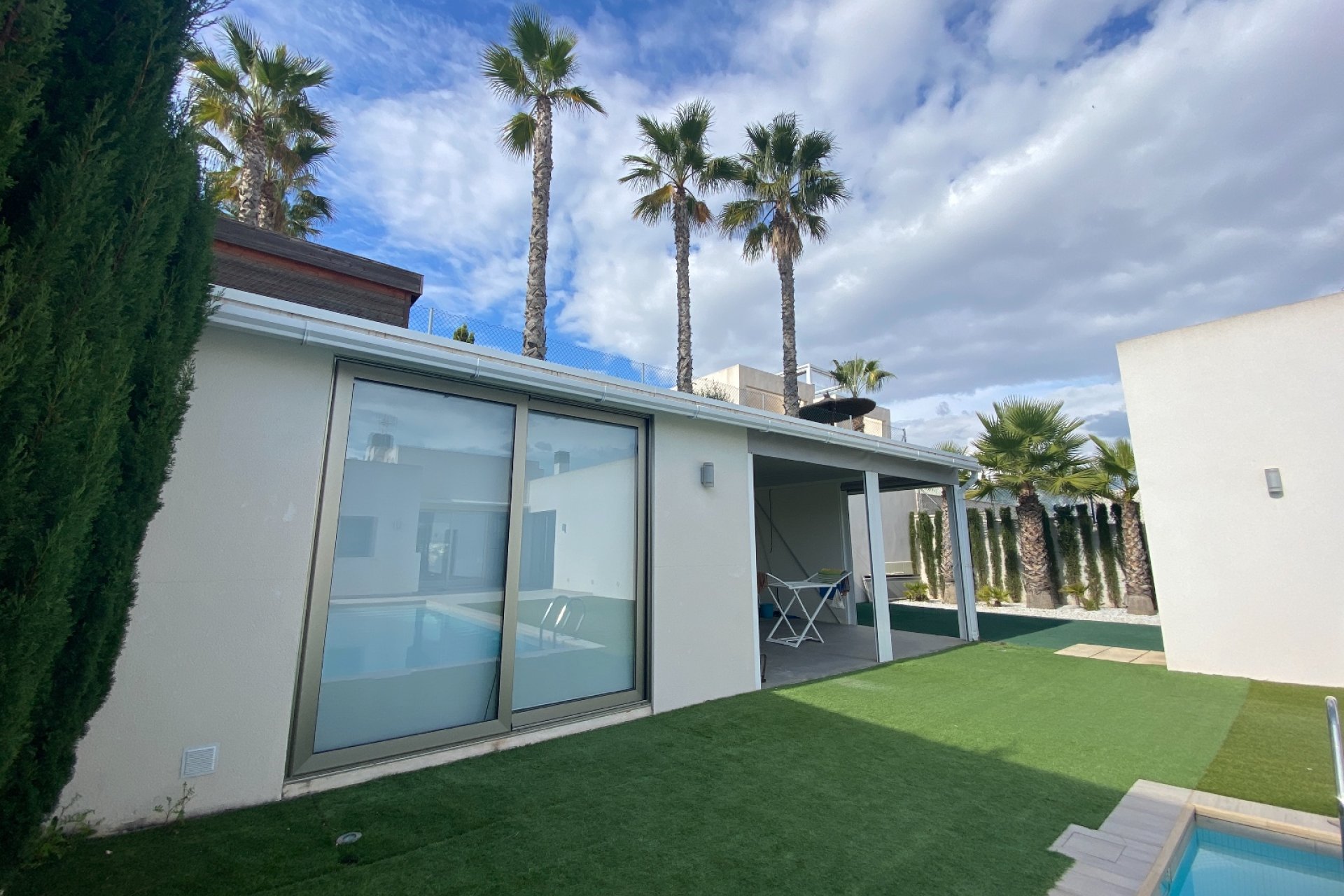 Resale - Villa - Benijofar