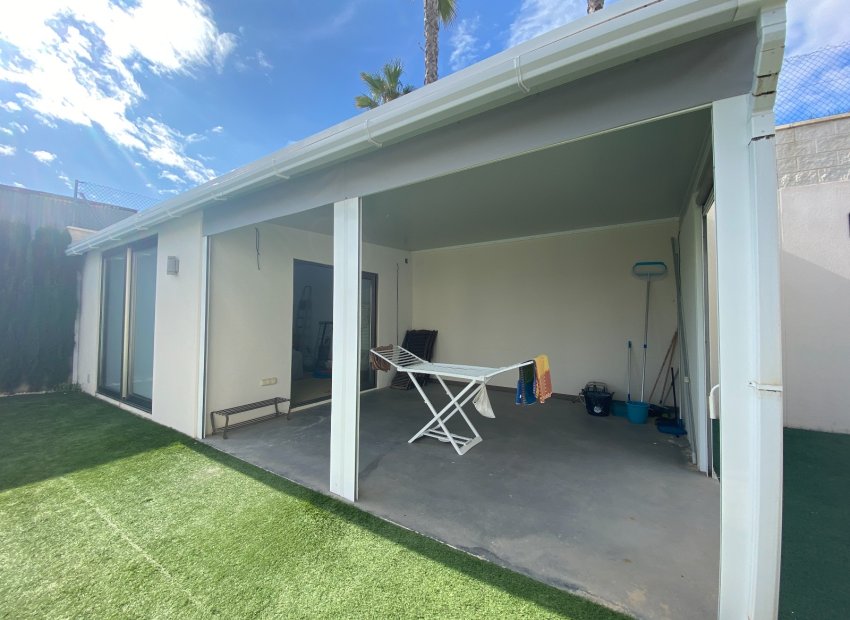 Resale - Villa - Benijofar