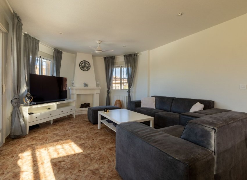 Resale - Villa - Benijofar