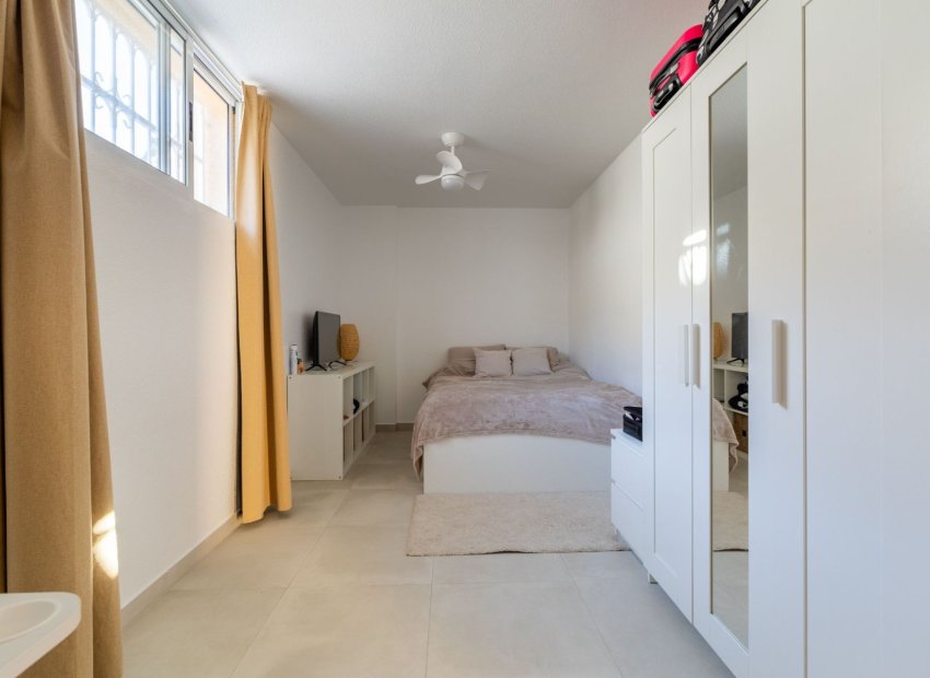 Resale - Villa - Benijofar