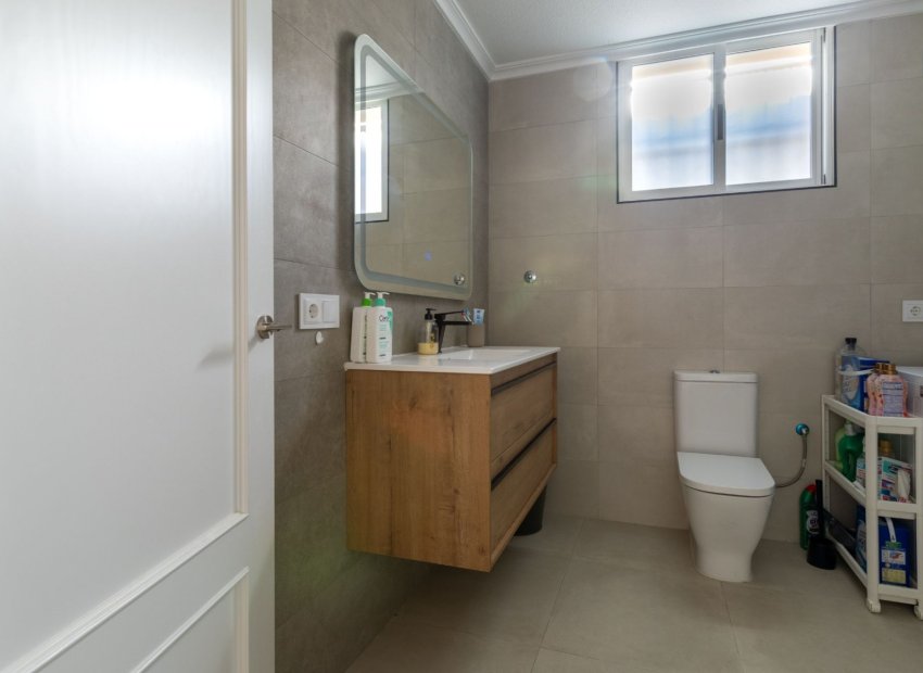 Resale - Villa - Benijofar