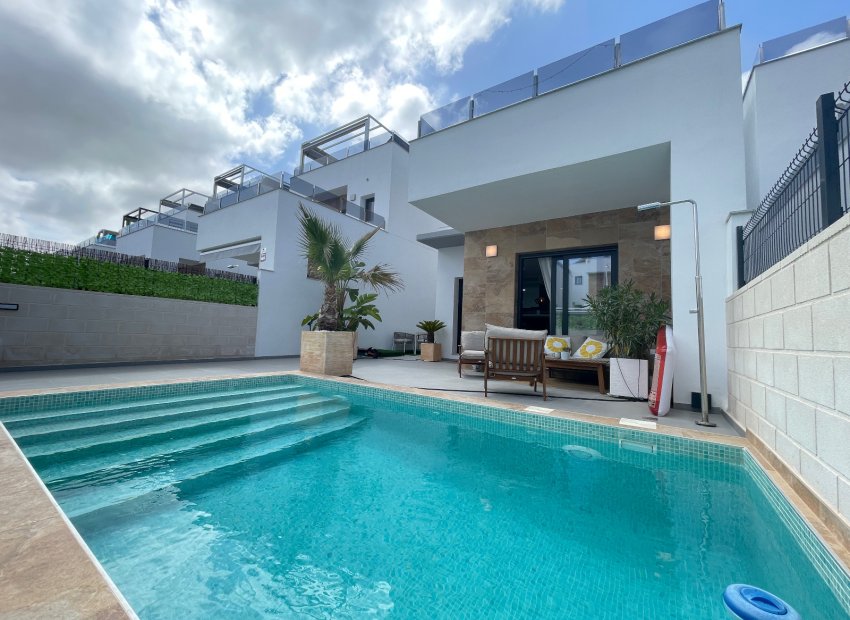 Resale - Villa - Benijofar