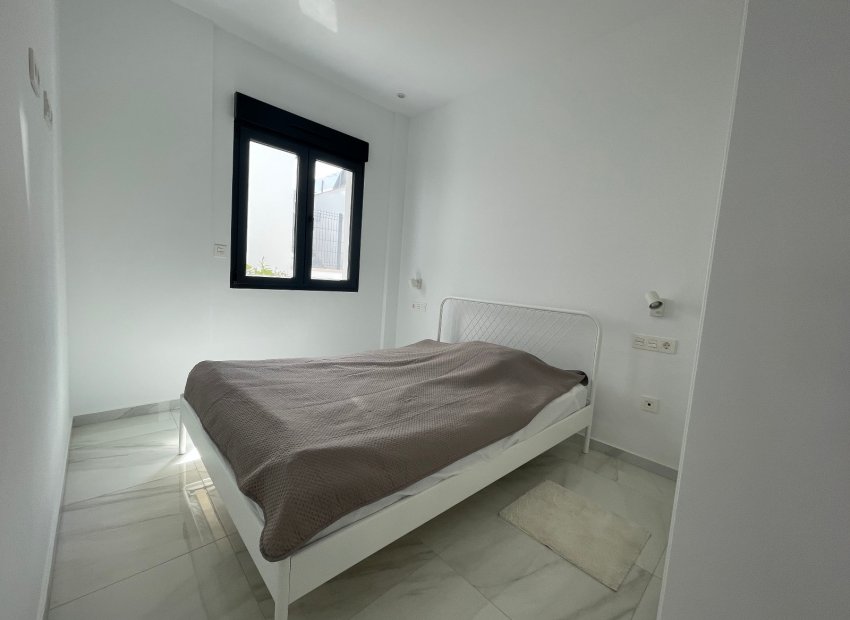 Resale - Villa - Benijofar