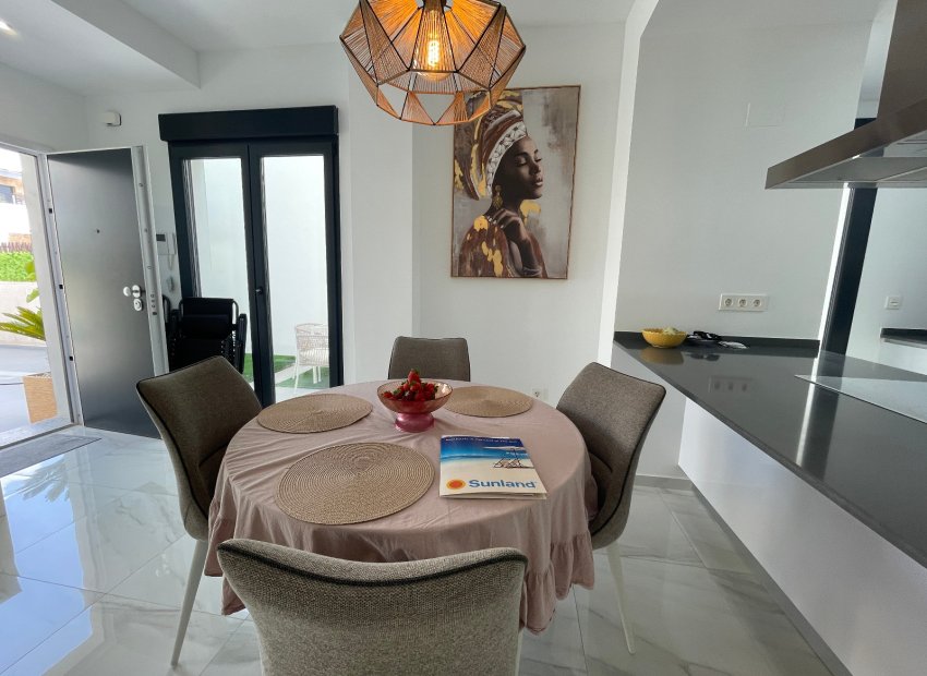 Resale - Villa - Benijofar