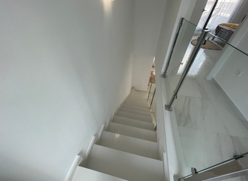 Resale - Villa - Benijofar