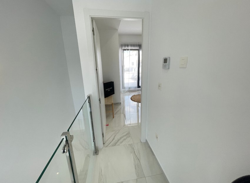 Resale - Villa - Benijofar