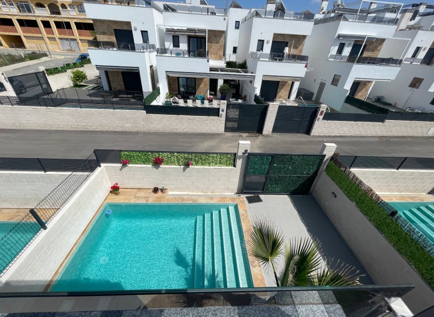 Resale - Villa - Benijofar