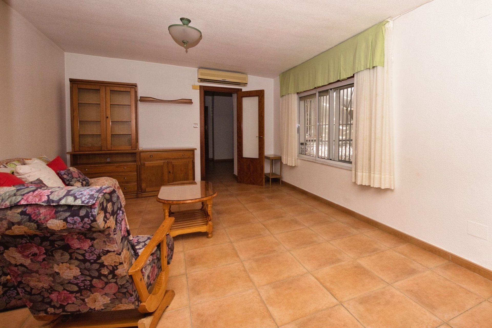 Resale - Villa - Benijofar