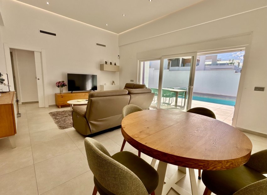 Resale - Villa - Benijofar