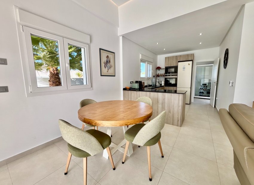 Resale - Villa - Benijofar