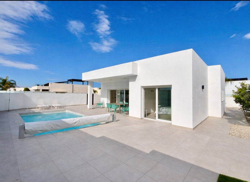 Resale - Villa - Benijofar