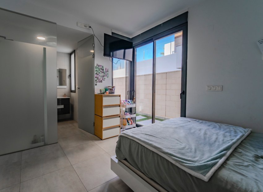 Resale - Villa - Benijofar