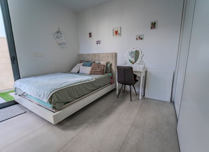 Resale - Villa - Benijofar