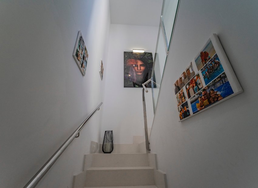 Resale - Villa - Benijofar