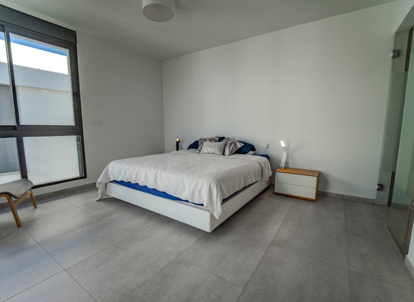 Resale - Villa - Benijofar