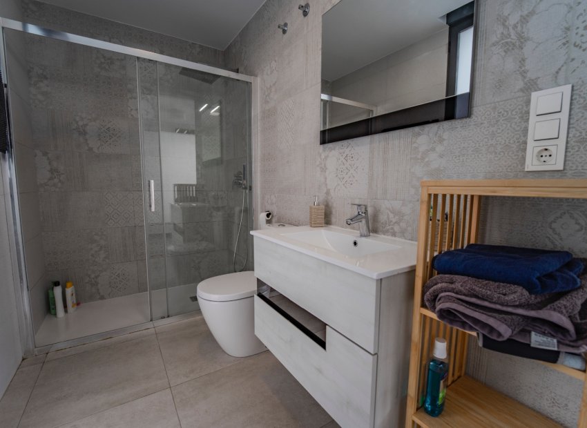Resale - Villa - Benijofar