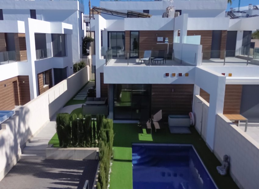 Resale - Villa - Benijofar